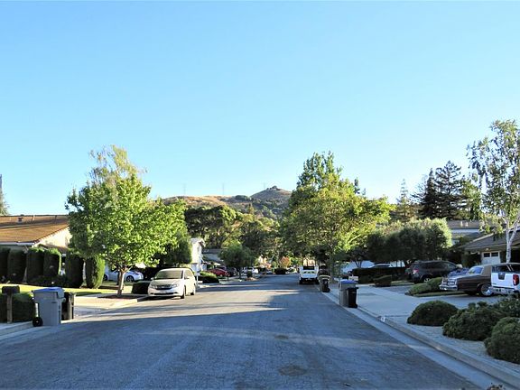 3rd image of 199 Cheltenham Pl
