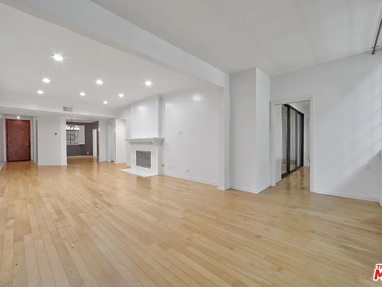 11939 Gorham Ave #105 — Photo 16
