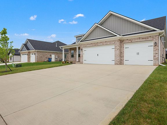 3rd image of 126 Zane Ln