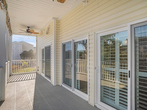 3rd image of 601 Hillside Dr. N #1405