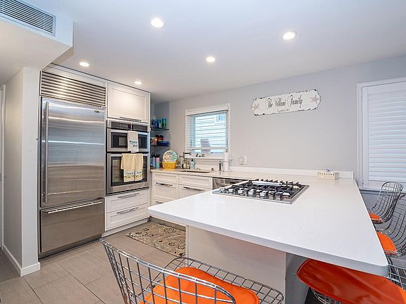 5th image of 3137 Central Ave APT 1