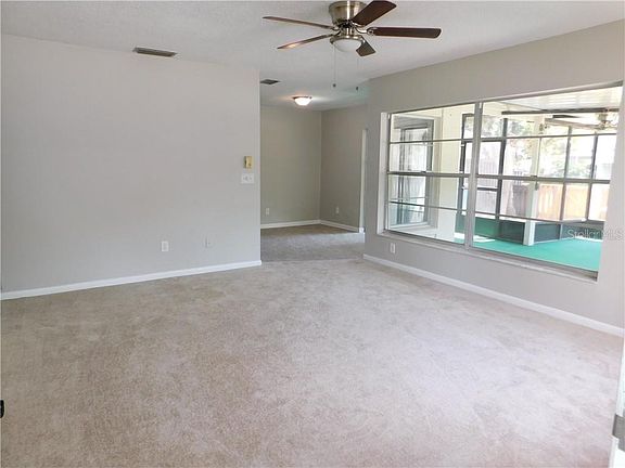 2nd image of 14651 Lake Forest Dr