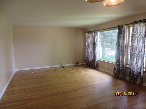 2nd image of 7707 N Oconto Ave