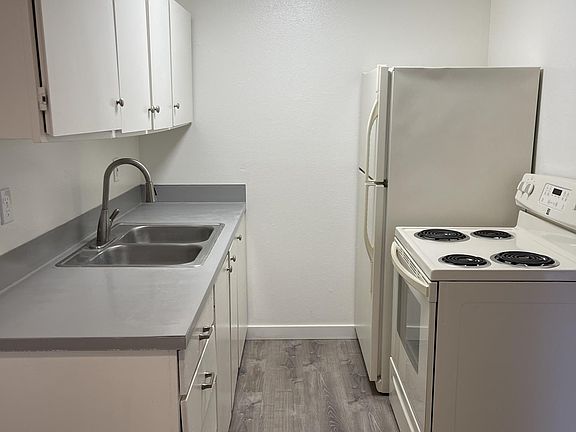 3rd image of 6923 150th St SW #2