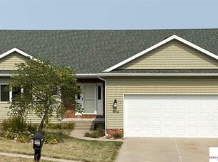 1002 Flynn Dr, Blair, NE 68008