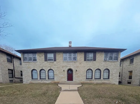 2915 W Capitol Dr #2, Milwaukee, WI 53216