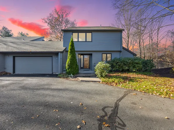 7 Ironwood Lane #7, West Hartford, CT 06117