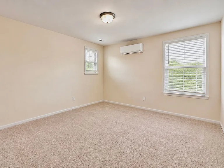 1034 Autumn Crest Ln — Photo 25