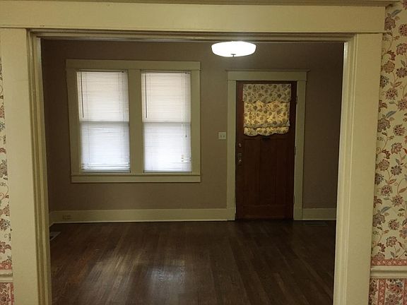 3rd image of 3751 Kearney Ave