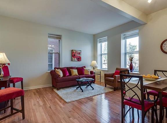 3rd image of 3903 Botanical Ave APT D