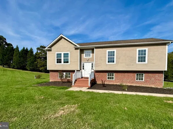 4499 Richards Fort Ln, Jeffersonton, VA 22724
