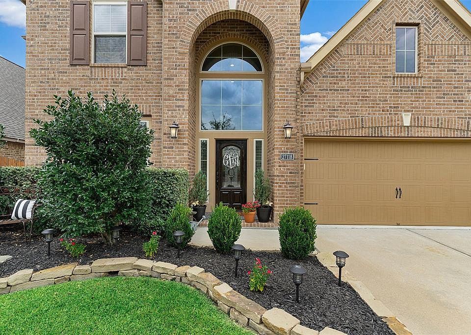1st image of 27118 Naples Run Ln