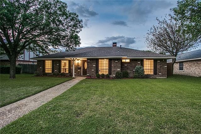 1st image of 34 Highland Pl