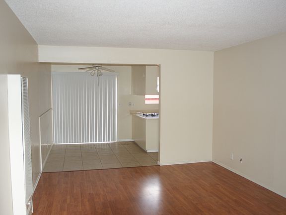 4th image of 10291 Sentry Dr