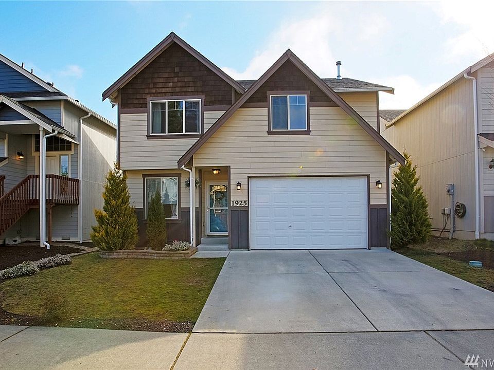 1st image of 1925 Kelowna Pl SE