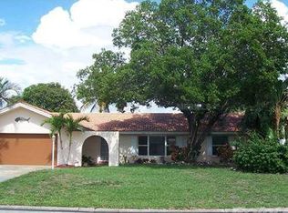 1307 64th St NW, Bradenton, FL 34209