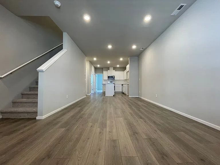 15668 NW Linder St — Photo 2