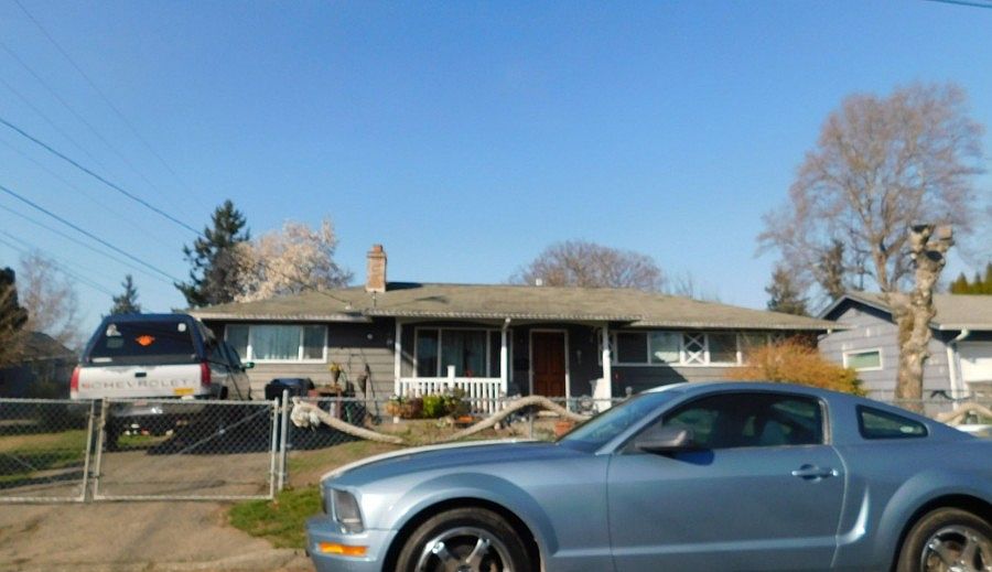 1st image of 601 Cedar Dr