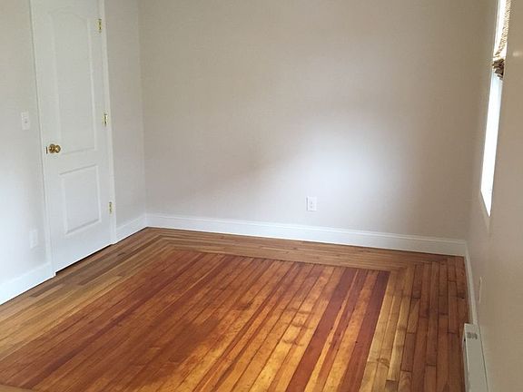 5th image of 70 Courtland St #2