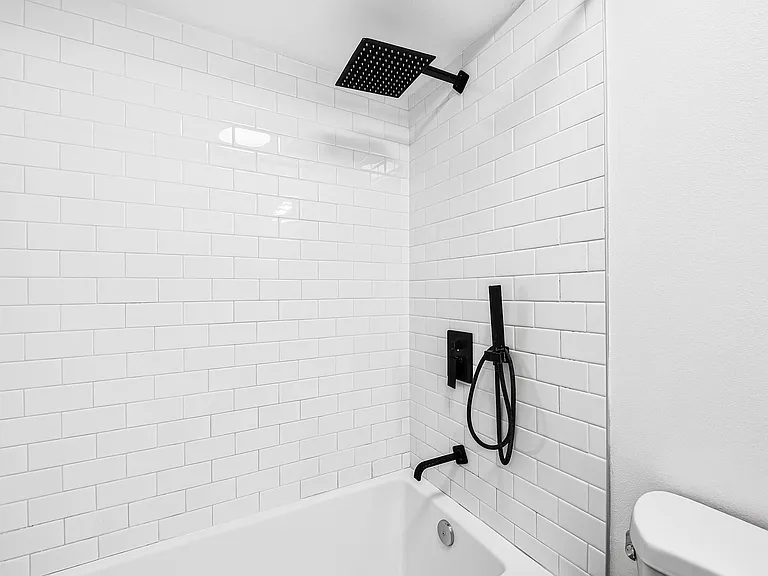 8101 Larson Avenue — Photo 21