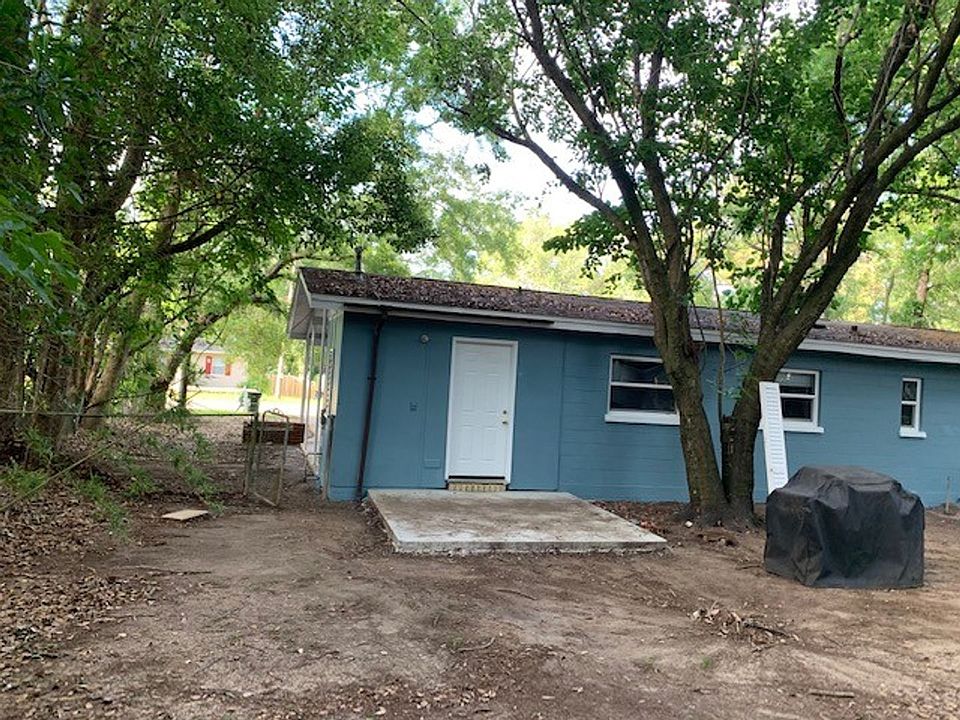 2nd image of 1812 Atkamire Dr #1