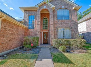 16338 Mellow Oaks Ln, Sugar Land, TX 77498