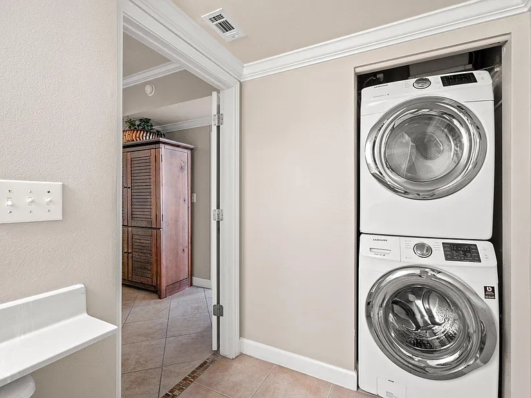 9900 Thomas Dr #2203 — Photo 10