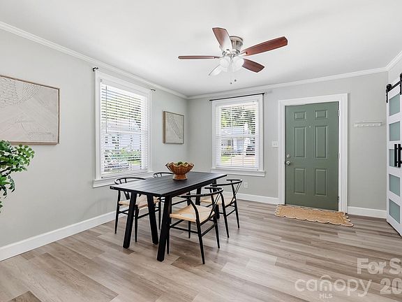 5th image of 417 Woodvale Pl