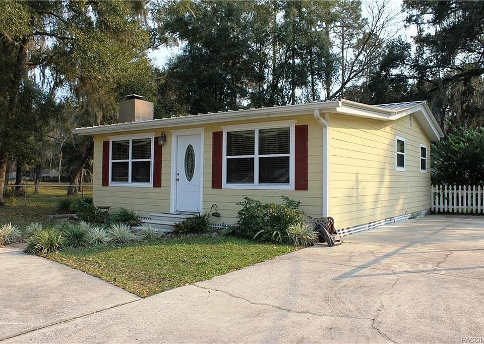 1st image of 8606 E Moonrise Ln