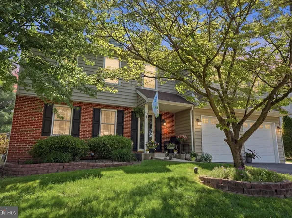 276 Hampton Dr, Langhorne, PA 19047
