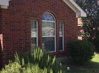 2116 Coelum Ct, Dallas, TX 75253