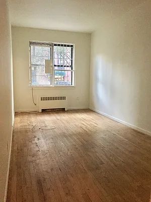 Rented by Compass | media 13