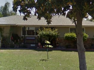 1525 W Sussex Way, Fresno, CA 93705