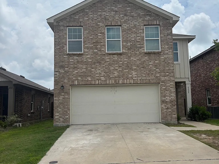 6229 Old Bridge Way — Photo 2