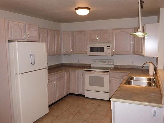 3rd image of 5770 W Brookwood Pl