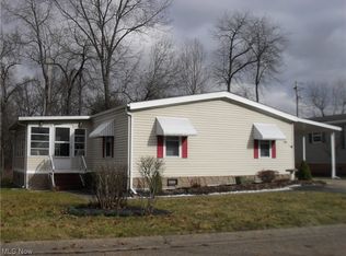 129 A St SW, Navarre, OH 44662