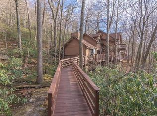 339 Summer Haven Rd, Swannanoa, NC 28778