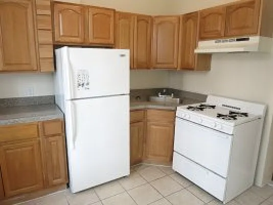 Rented by Bohemia Realty Group | media 13