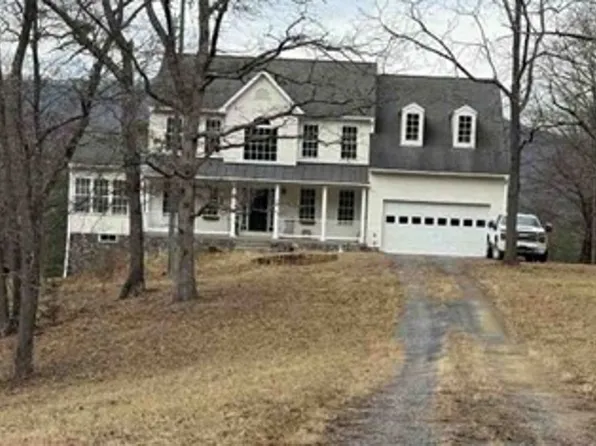 1285 Boggs Ln, Mathias, WV 26812