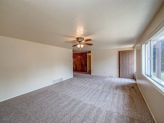 3rd image of 6658 W Lakeside Dr