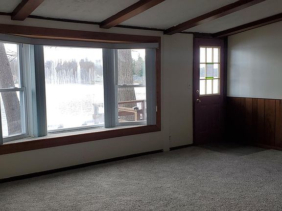5th image of 1361 N Crooked Lake Dr