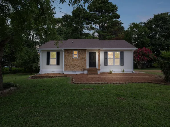 623 Meadowview Ct, Mount Juliet, TN 37122