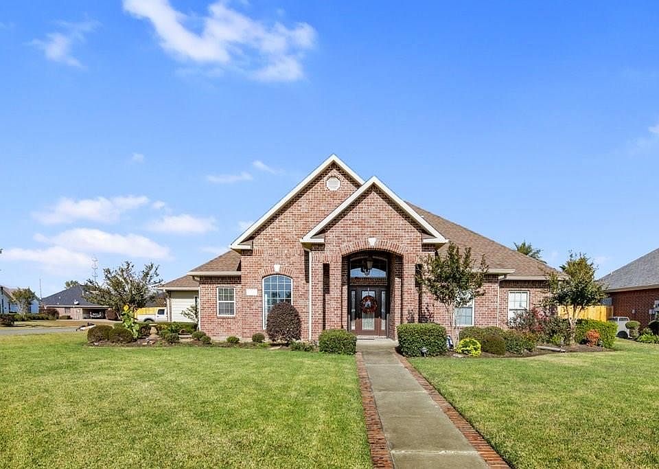 1st image of 1790 Justin Ln