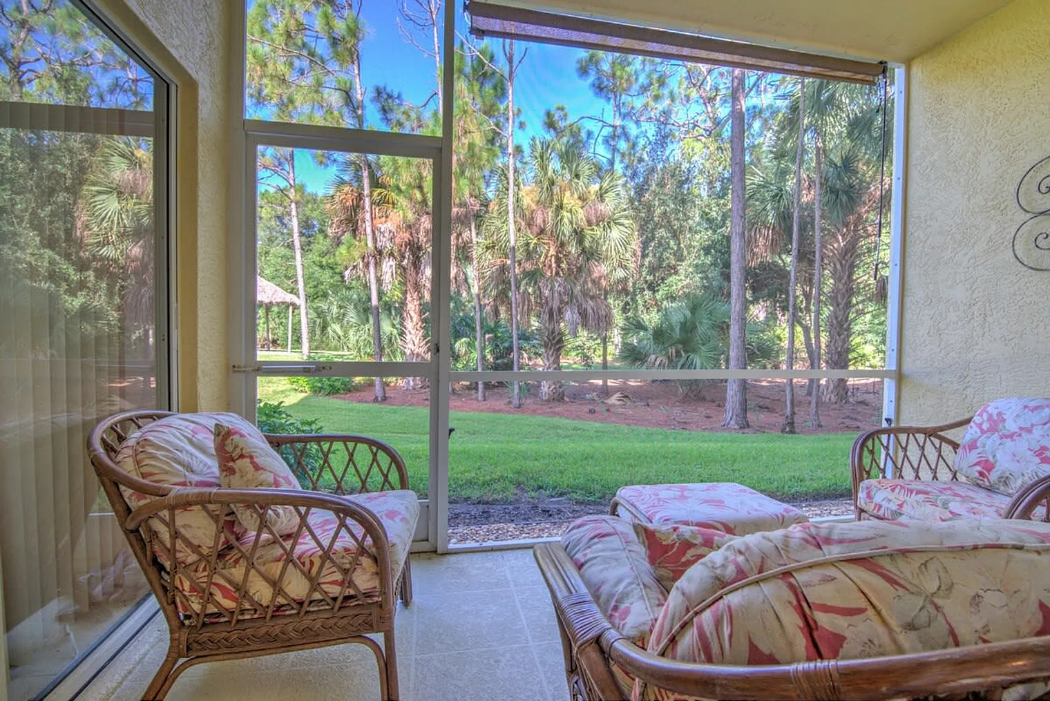 2 bed, 2.0 bath, 1399 sqft, $2,705 — Photo 3