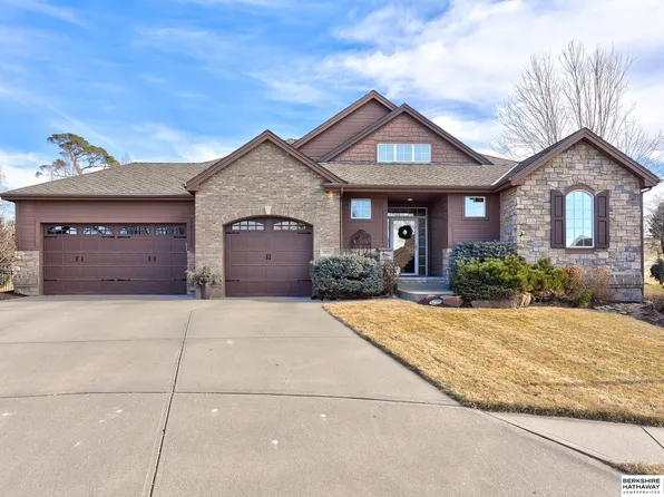 7371 N 122nd Avenue Cir, Omaha, NE 68142