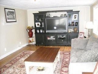2nd image of 24 Catherine Dr