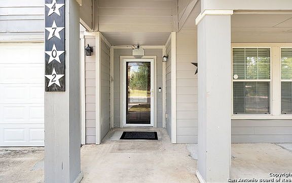 3rd image of 4702 Dapple Dr