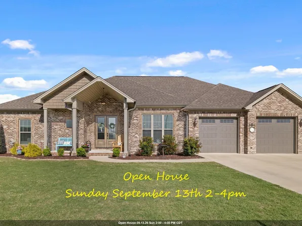 208 Wynchase Dr E, Muscle Shoals, AL 35661