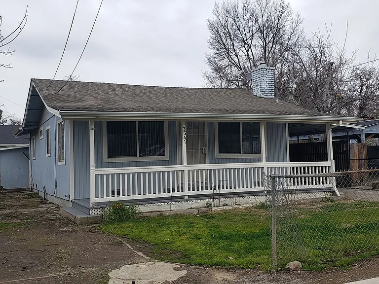 3541 Blue Gum St — Photo 1