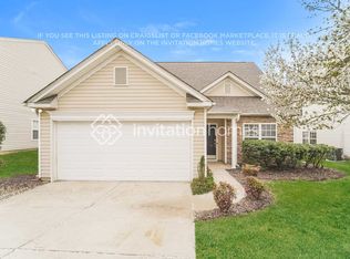 8806 Laurel Run Dr, Charlotte, NC 28269